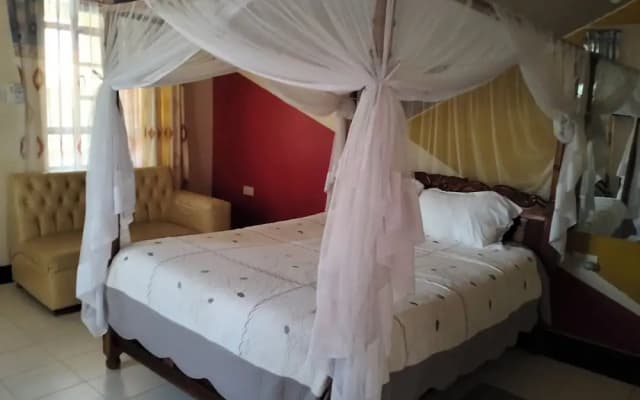 Bimoss Beach Resort & Campsite