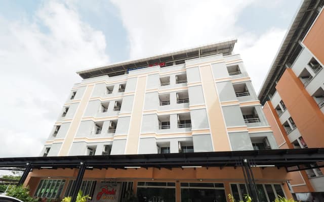 Phuhi Hotel