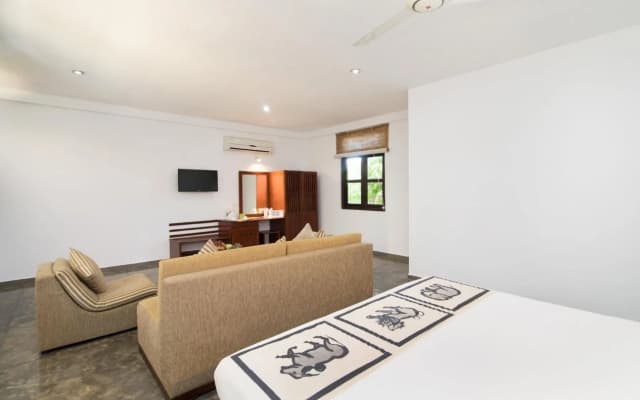 Camellia Resort and Spa