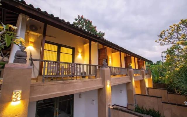 Alam Puri Art Museum and Villas