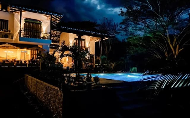 Casa Jacaranda Hotel Boutique - Cauca Viejo - Mayores de 14 años