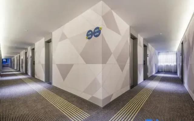7Days Inn Hotel (Yangzhou Slender West Lake Dongguan Street)