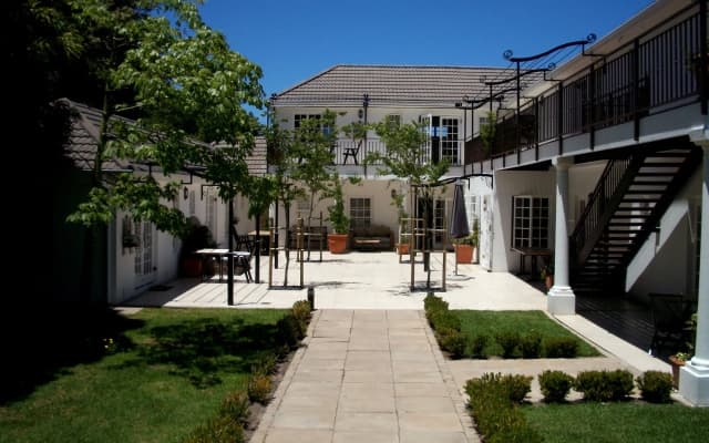 White Lodge Constantia Guest House