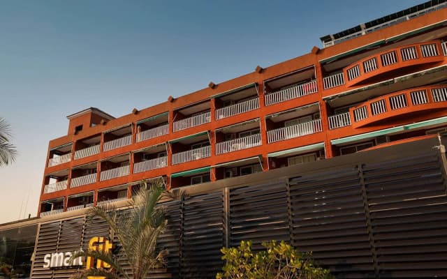 Mares Suites by Angra Beach