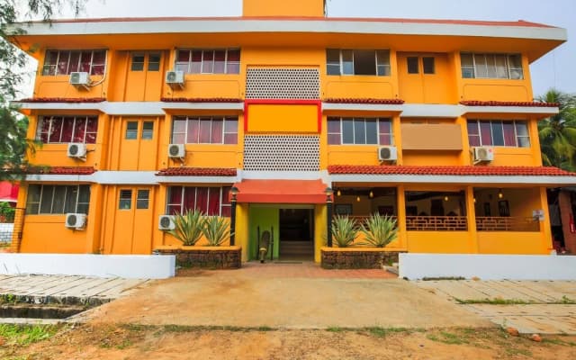 OYO 18794 Hotel Colva Plaza