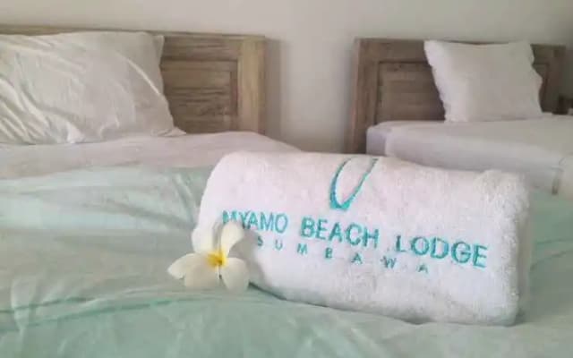 MYAMO Beach Lodge
