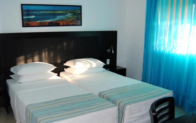 Dom Pedro Laguna Beach Resort & Golf by WAM Experience