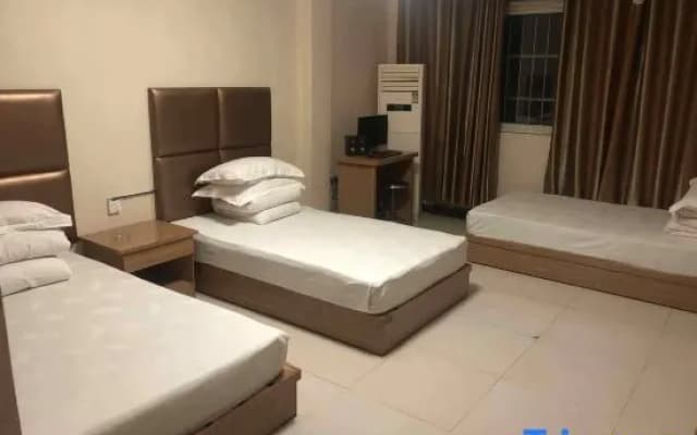 Xinxiang Jiaxin Hotel