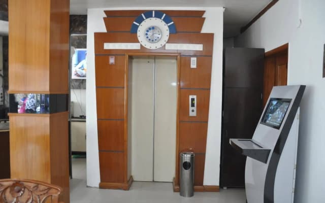 Hotel Veenus International