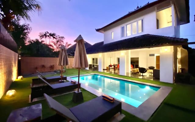 Villa JULIA | heart of Seminyak | 350m Beach