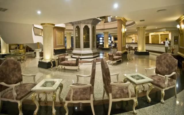 Sunrise Queen Luxury Resort & Spa