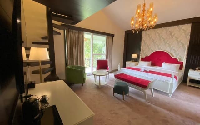 Foxoso Ocean Resort Jaipur