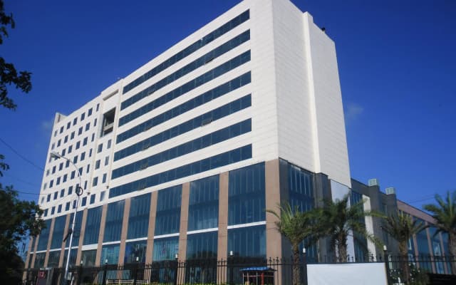 E Hotel