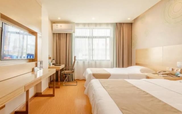 GreenTree Inn LiuAn Huoshan County Yingjia Avenue County Hospital Express Hotel