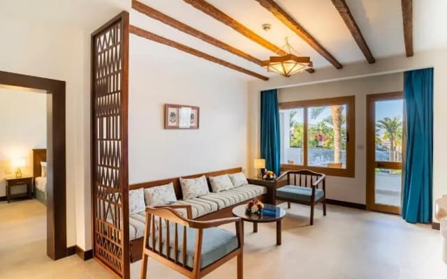 Club Reef Resort & Spa