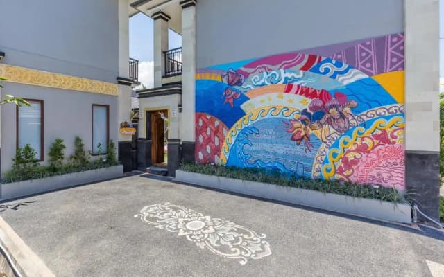 Ayuna Suites