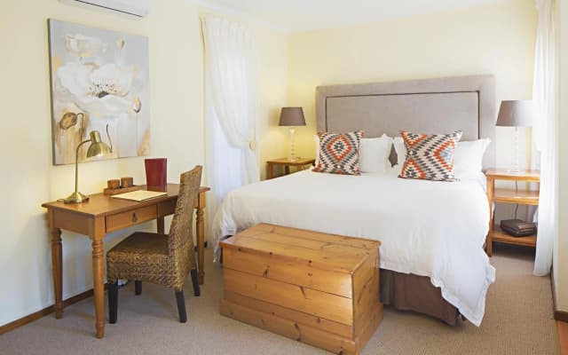 Kingfisher GuestHouse