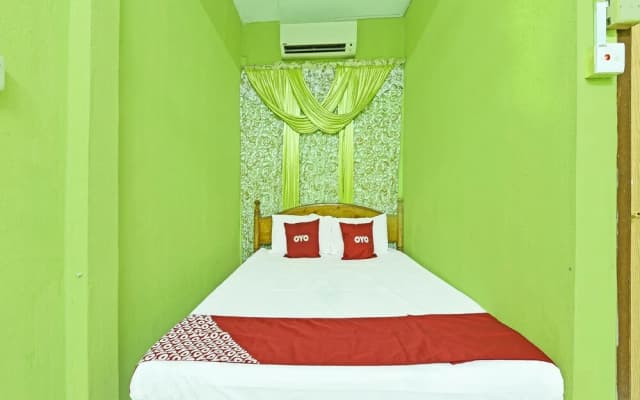 Haza Harmoni Guesthouse by OYO Rooms