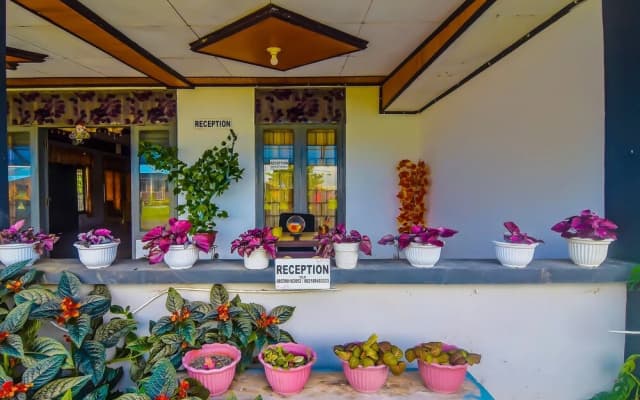 Hotel O Filadelfia Resto & Penginapan Near Benteng Moraya
