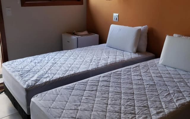 Suítes Verano Ubatuba - NOVAS - Bairro de Itaguá com piscina