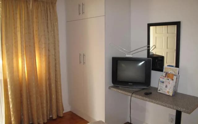 The Crescent Guesthouse