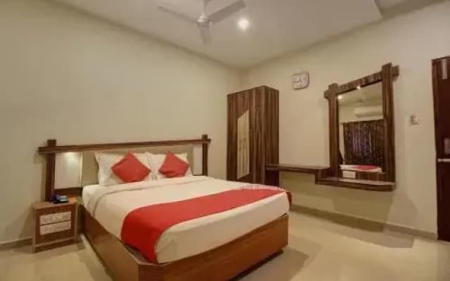 Temple City Lake Inn By OYO Rooms
