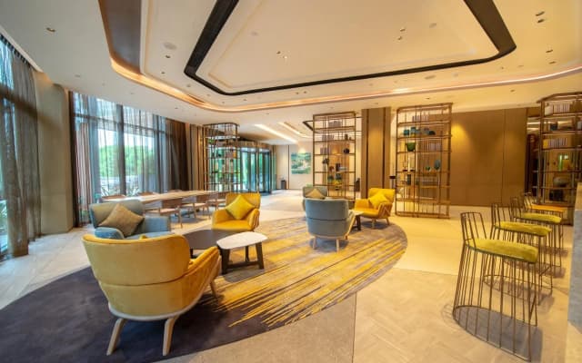 The Mulian Urban Resort And Hotel