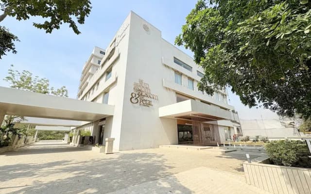 The Parterre - SG Highway Ahmedabad