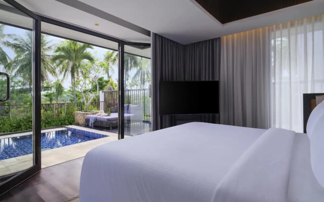Pullman Lombok Merujani Mandalika Beach Resort