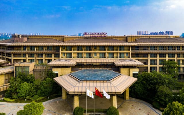 Crowne Plaza Xuzhou Dalong Lake