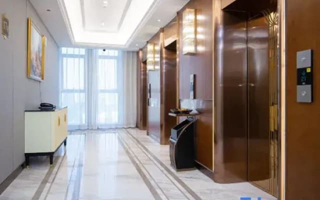 Vienna International Hotel (Yichang Zhongnan Road Branch)
