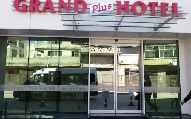 Hotel Grand Plus