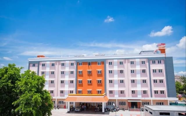 Hotel PVK Grand