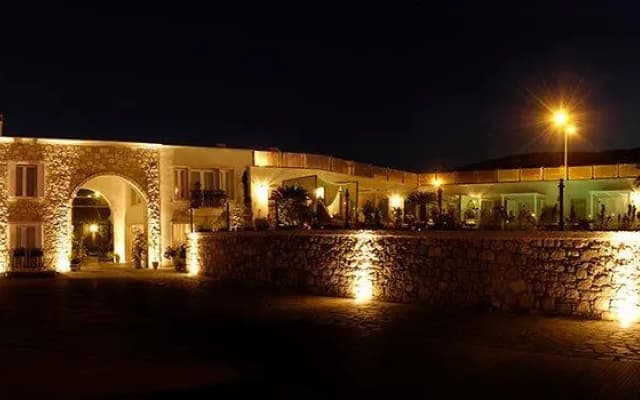 Cesme Marina Konukevi