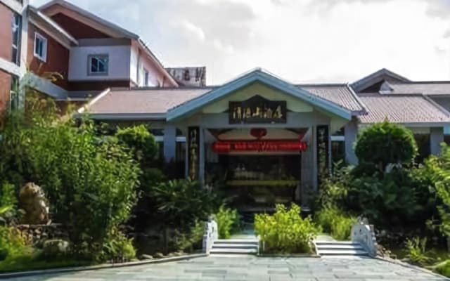Qingyuanshan Hotel