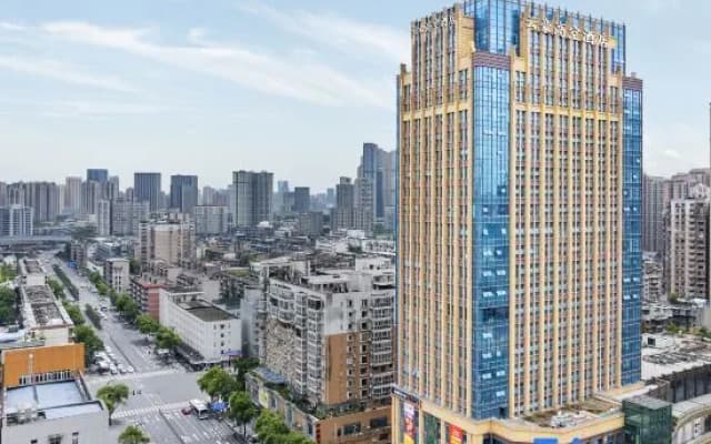 Chengdu Yunhao High Altitude Hotel (Jinniu Wanda Liangjiaxiang Subway Station)