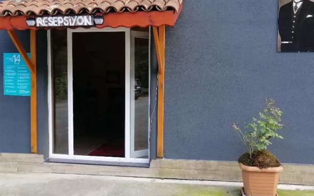 Pinar Kir Evi