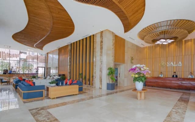Sala Danang Beach Hotel