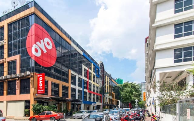 Super OYO 156 YP Boutique Hotel