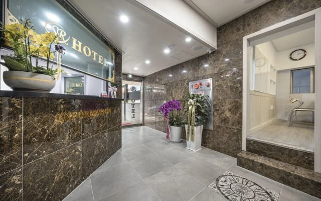 Suwon SR Hotel