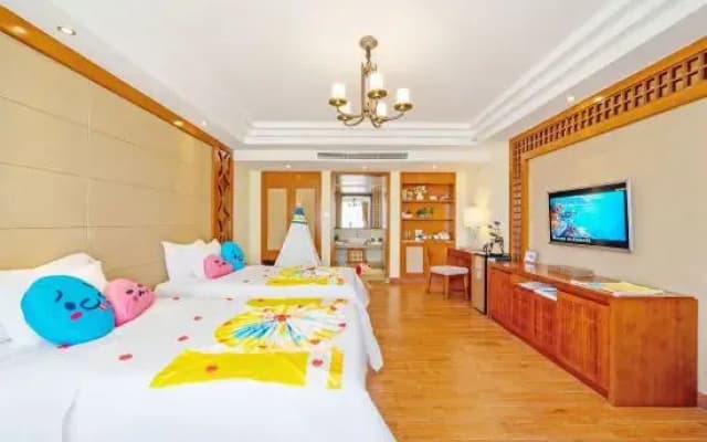Naqin Peninsula Geological Ocean Park Hotel