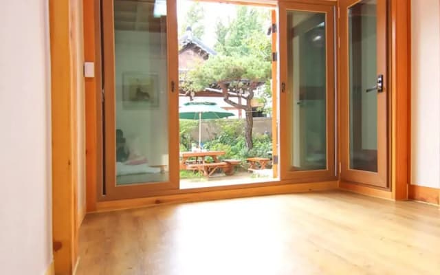 Jeonju Hanji Guljam Hanok Stay
