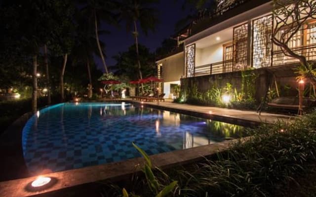 Labak River Hotel by EPS