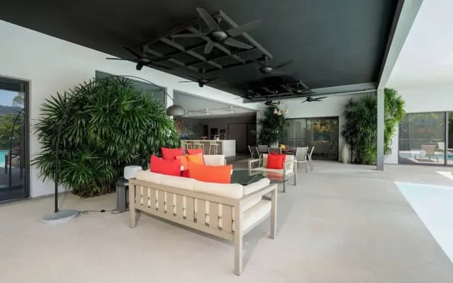 Grand 17m Pool 5BR Villa Mayacol NaiHarn