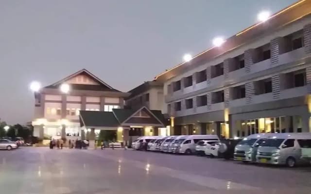 Tangerine Ville Hotel