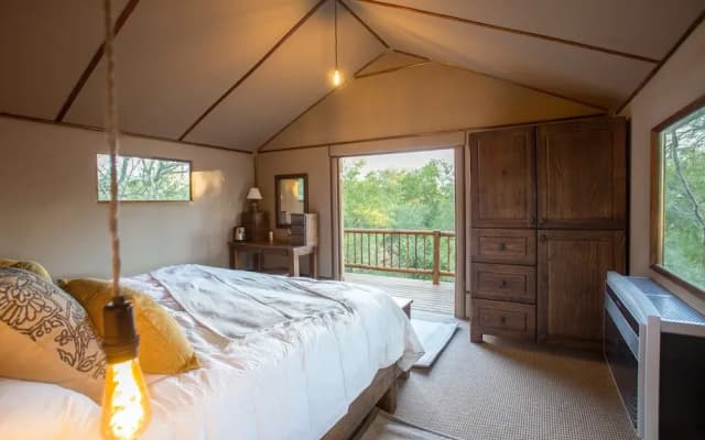 Vuyani River Lodge