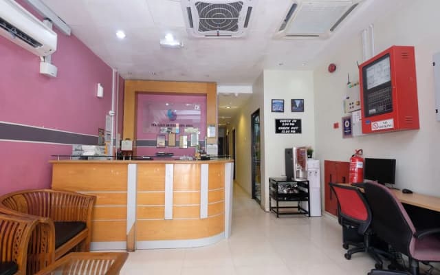 Marjan Hotel by OYO Rooms