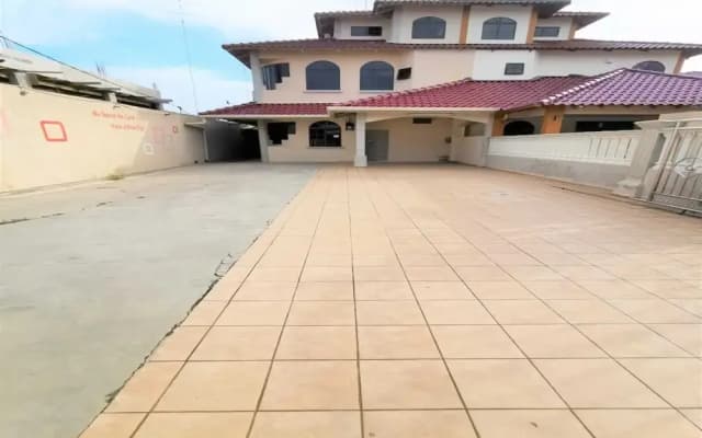 OYO 91031 House No 8