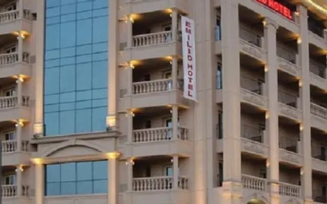 emilio hotel