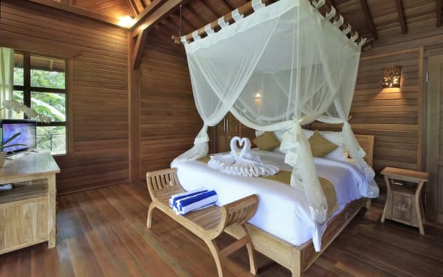 Hanaya Ubud Villa